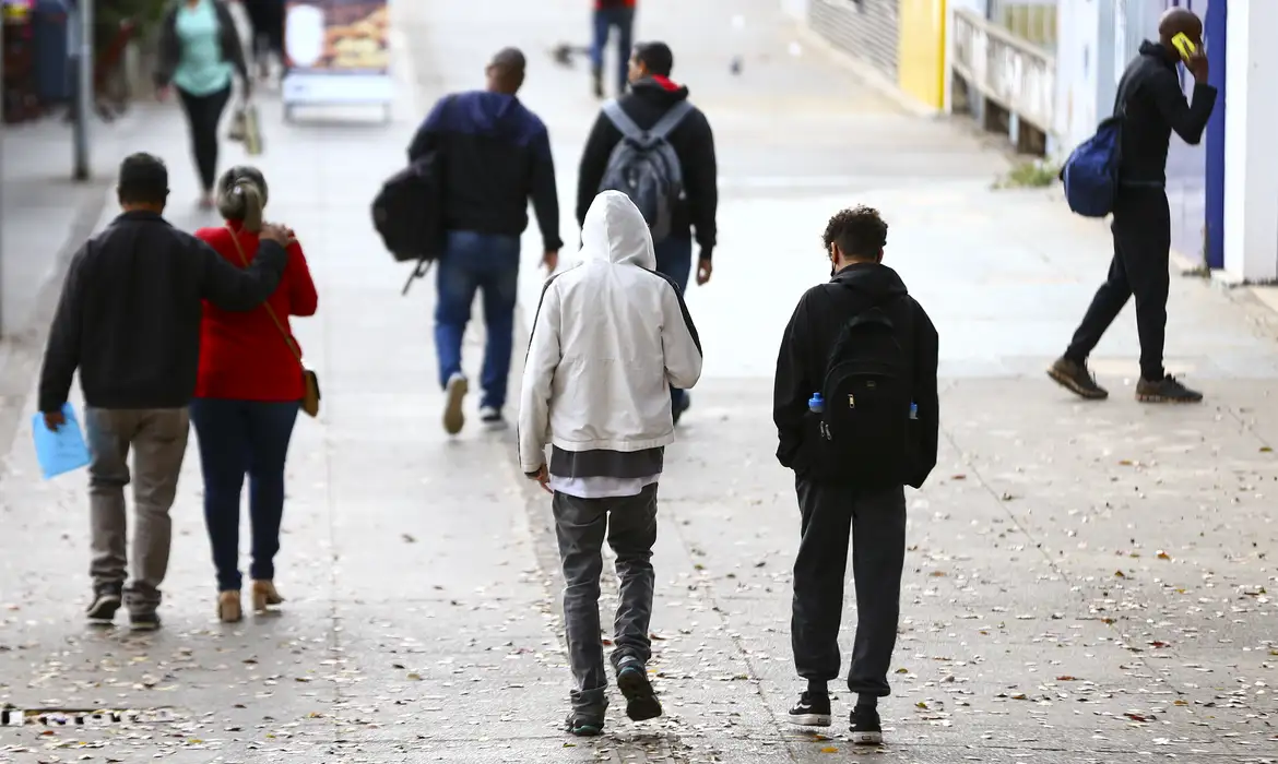 Belo Horizonte registra sensação térmica abaixo de 0º nesta quinta-feira (25)