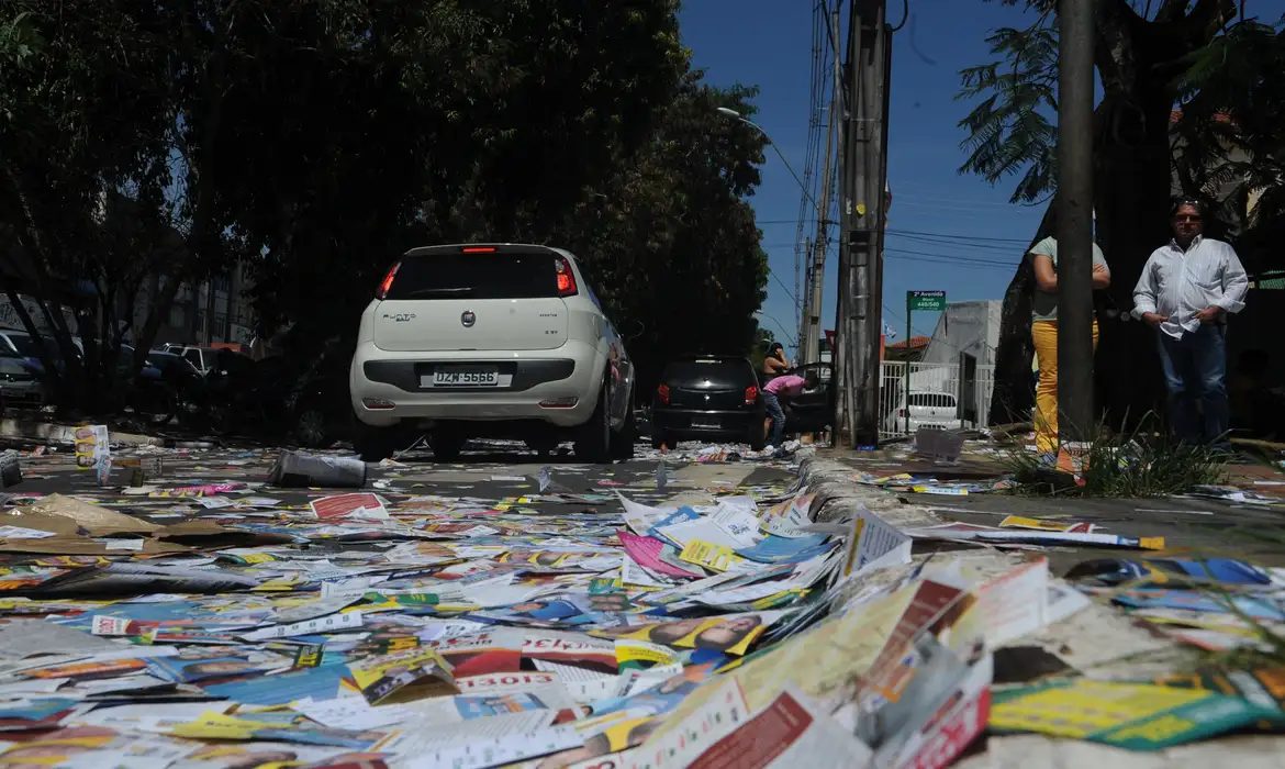 Minas Gerais é o 2° estado com mais denúncias de irregularidades em propagandas eleitorais no Brasil