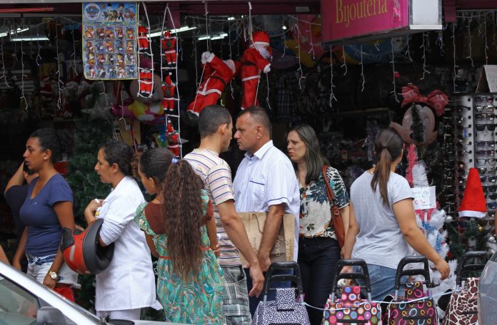 Comerciantes mineiros esperam crescimento nas vendas de Natal, aponta Fecomércio MG