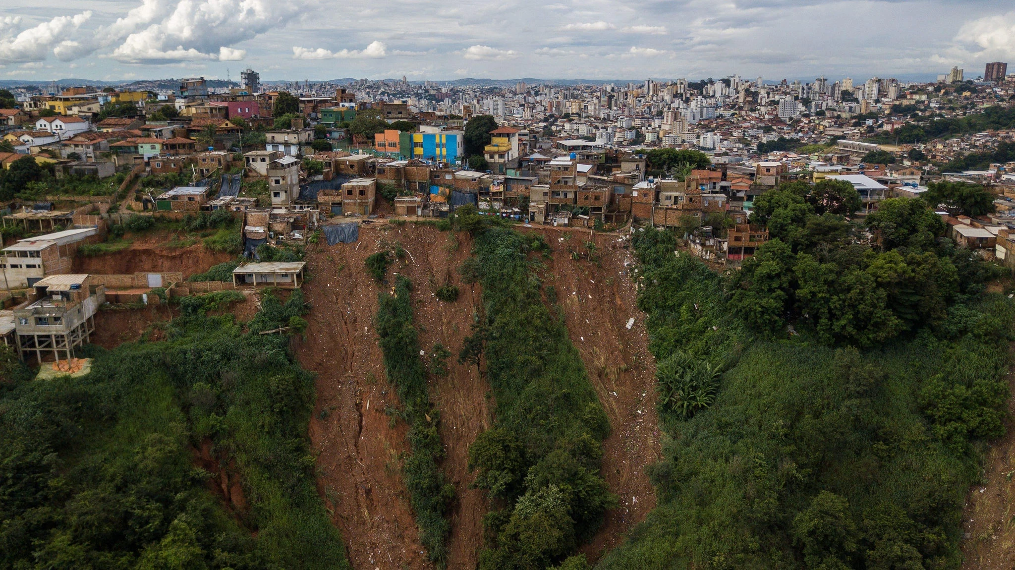 Após chuvas acima da média histórica em Belo Horizonte, especialistas destacam urgência de cidades resilientes