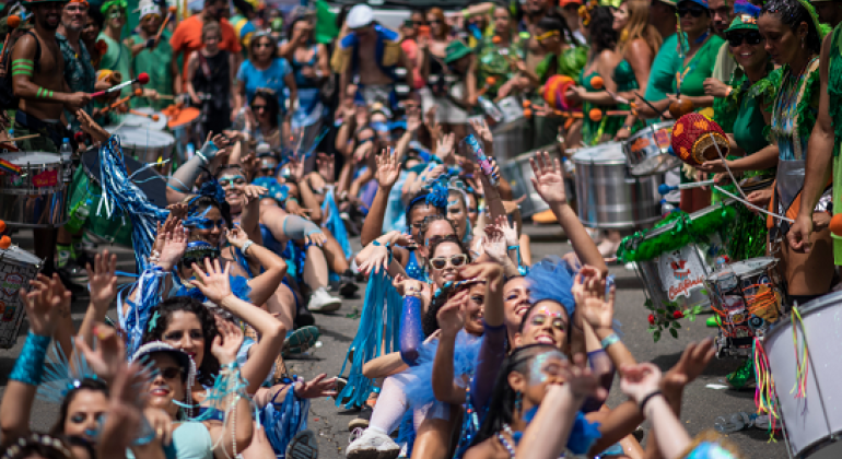 Carnaval de Belo Horizonte 2025 impulsiona turismo e economia na capital mineira