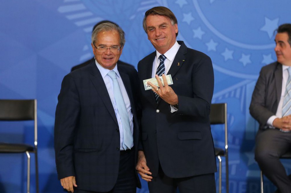 Bolsonaro sugere Paulo Guedes para o Senado por Minas Gerais