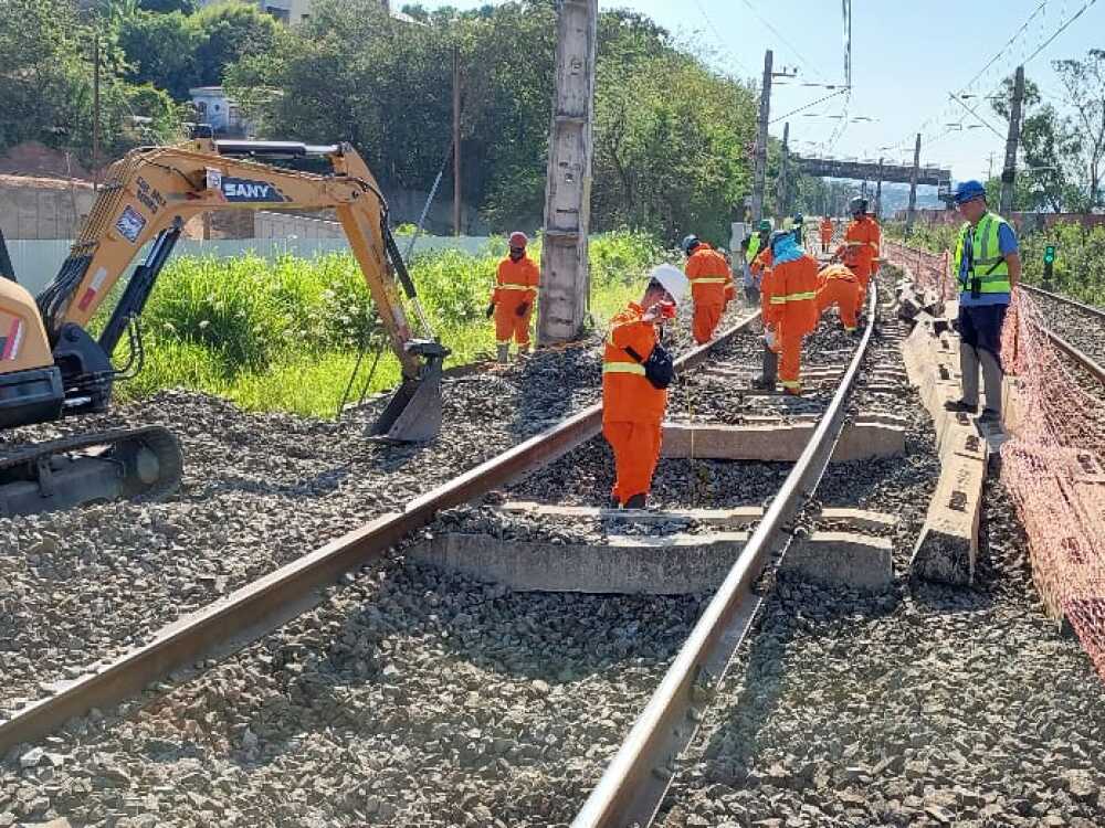 Nesta segunda-feira (07), em Belo Horizonte, intervenções na linha 1 do metrô alteram intervalos noturnos dos trens durante a semana
