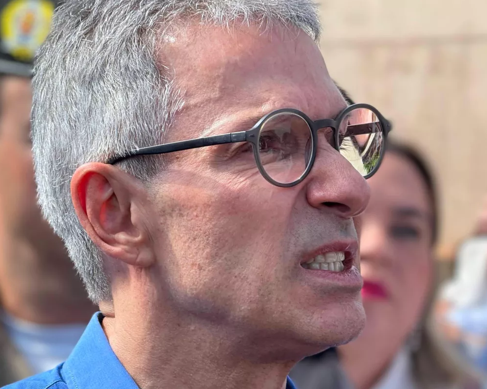 Ações do governador Zema preocupam parlamentares mineiros